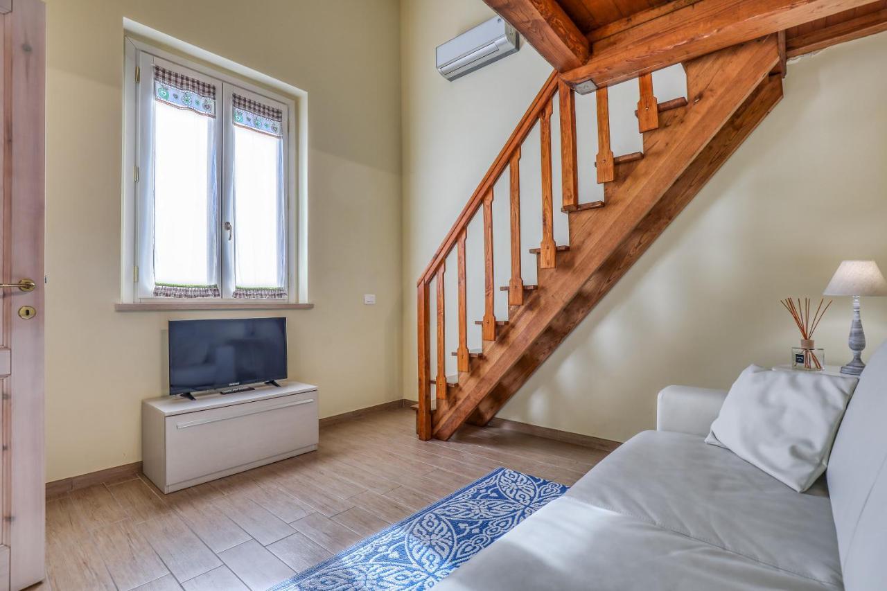 Residence Viviverde Терні Екстер'єр фото